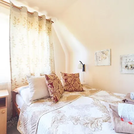 Δωμάτια σε οικογενειακή κατοικία Nad Mlynowka