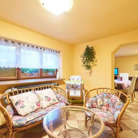 Nad Mlynowka Δωμάτια σε οικογενειακή κατοικία *