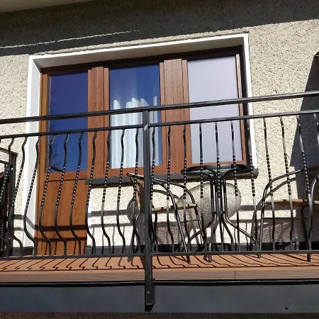 Δωμάτια σε οικογενειακή κατοικία Nad Mlynowka *